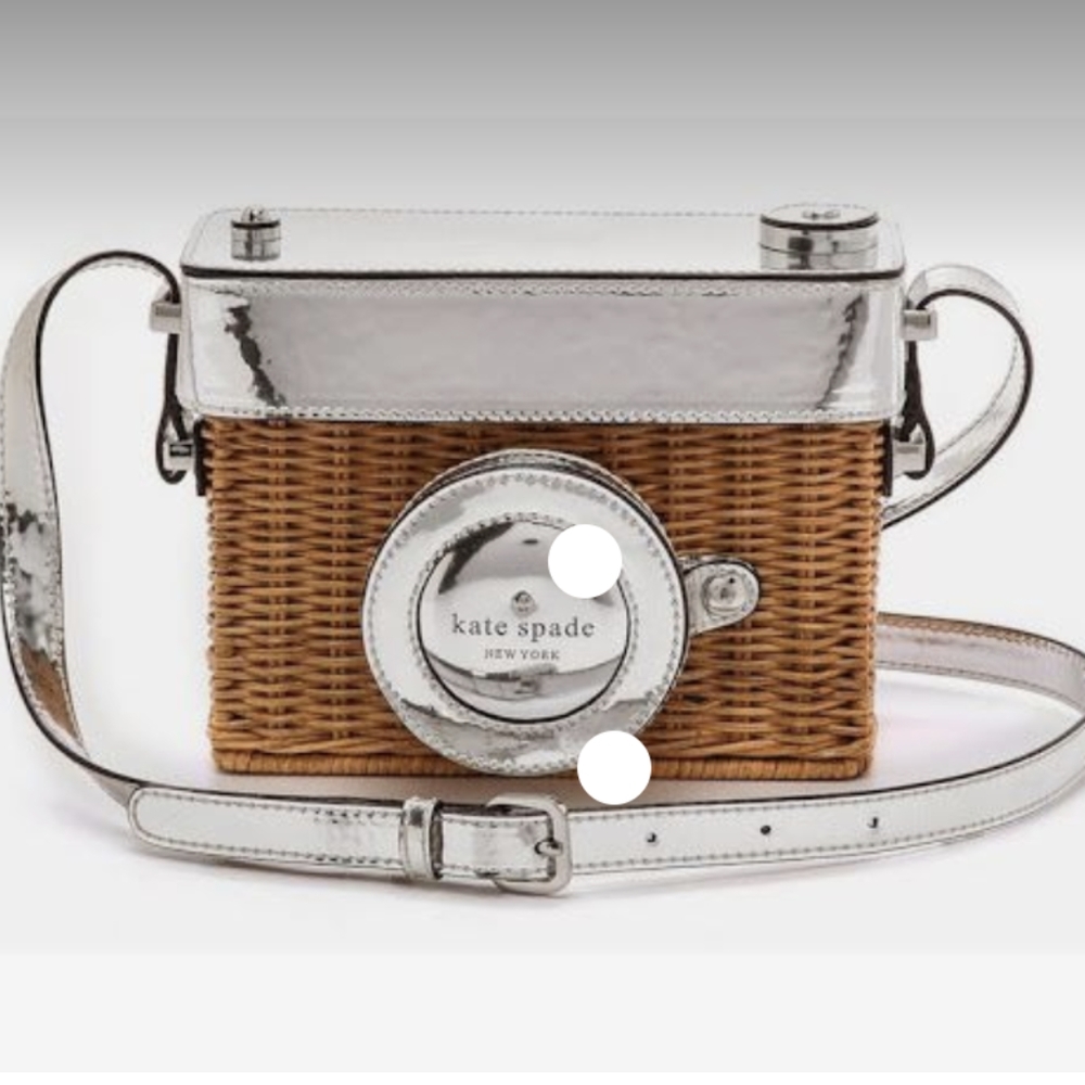 Nwt nib iconic Kate Spade wicker camera bag